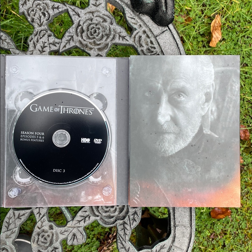 Game of Thrones Season 4 Complete Box Set - Black & Silver - Picture 7 of 7